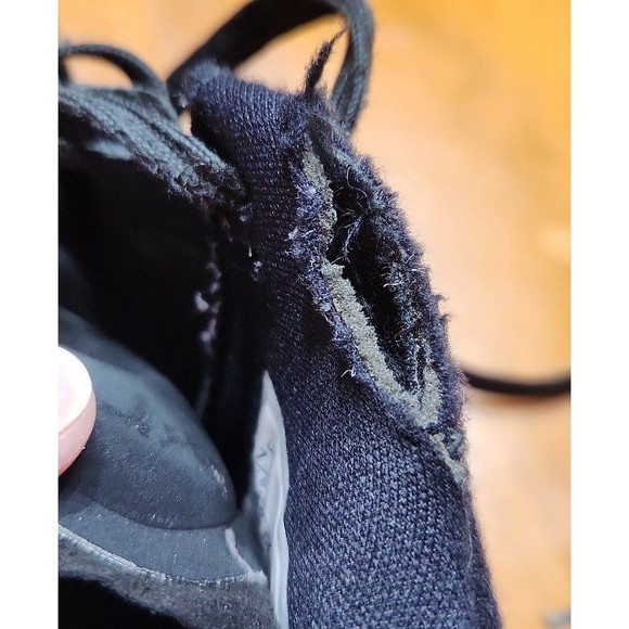 Nike - Picture 7 of 10